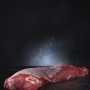 冷凍草飼安格斯原條牛柳／Frozen Whole Tenderloin, Grass-Fed Angus — 1